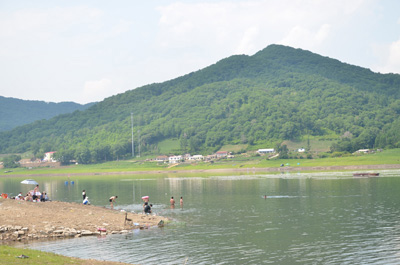 江河钓鱼遇走水情况如何应对